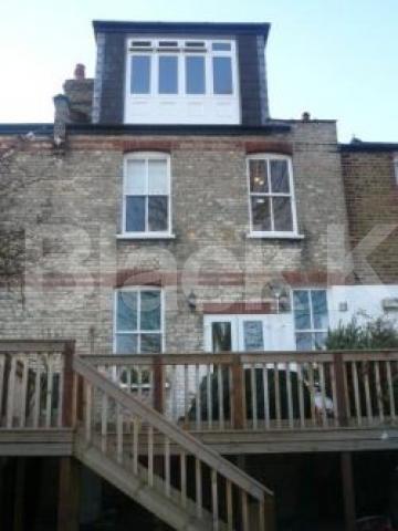 			4 Bedroom, 1 bath, 1 reception House			 Muswell Hill Place, MUSWELL HILL N10